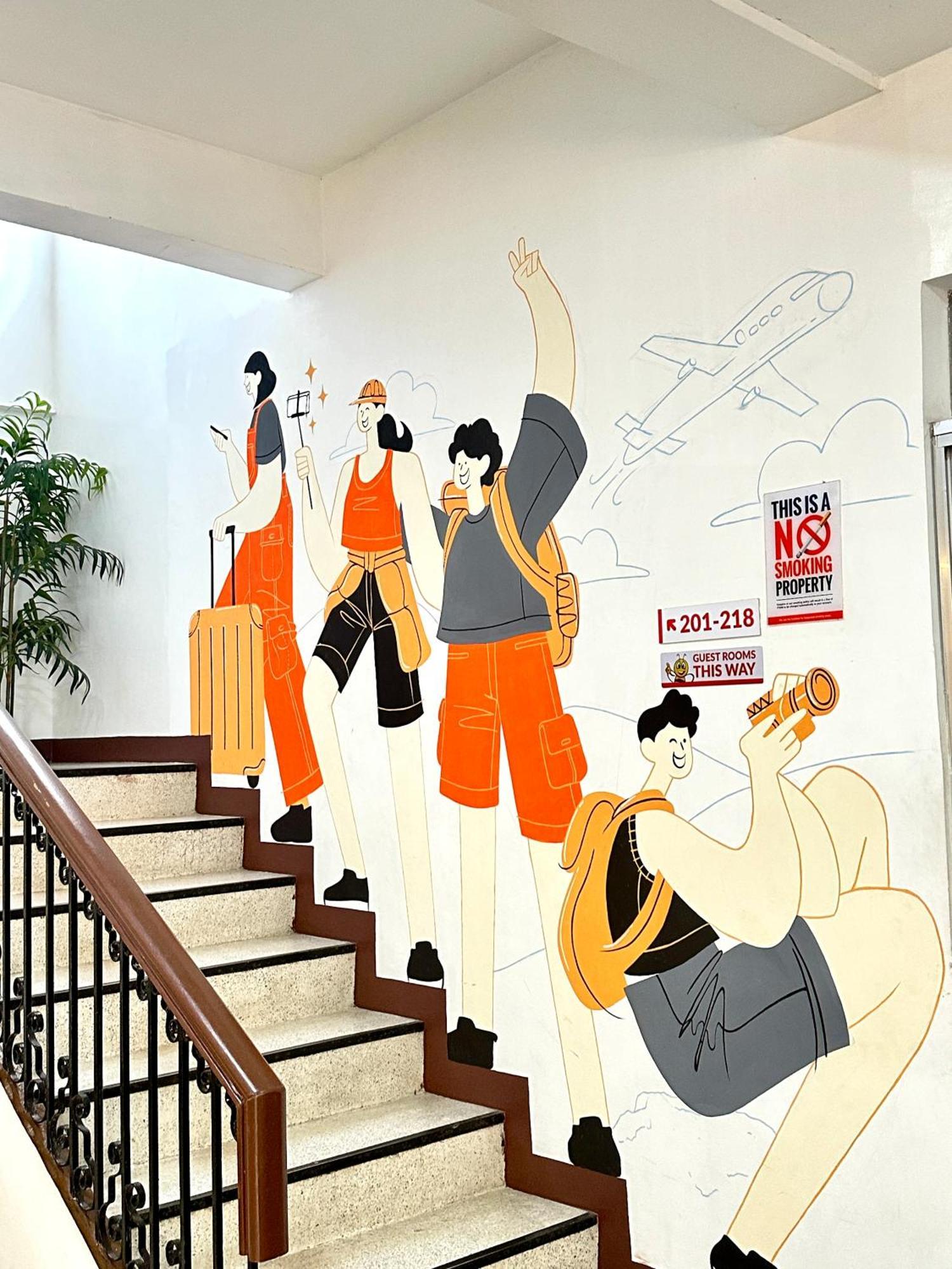 Travelbee Capitol Inn セブ市 エクステリア 写真